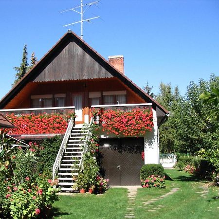 Marika-Lak Apartamento Siófok Exterior foto
