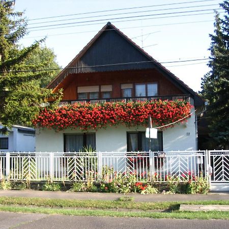 Marika-Lak Apartamento Siófok Exterior foto