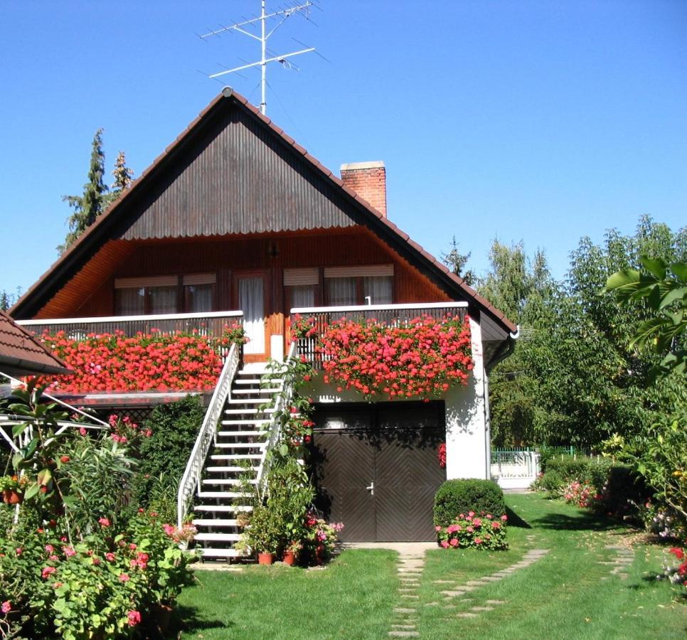 Marika-Lak Apartamento Siófok Exterior foto